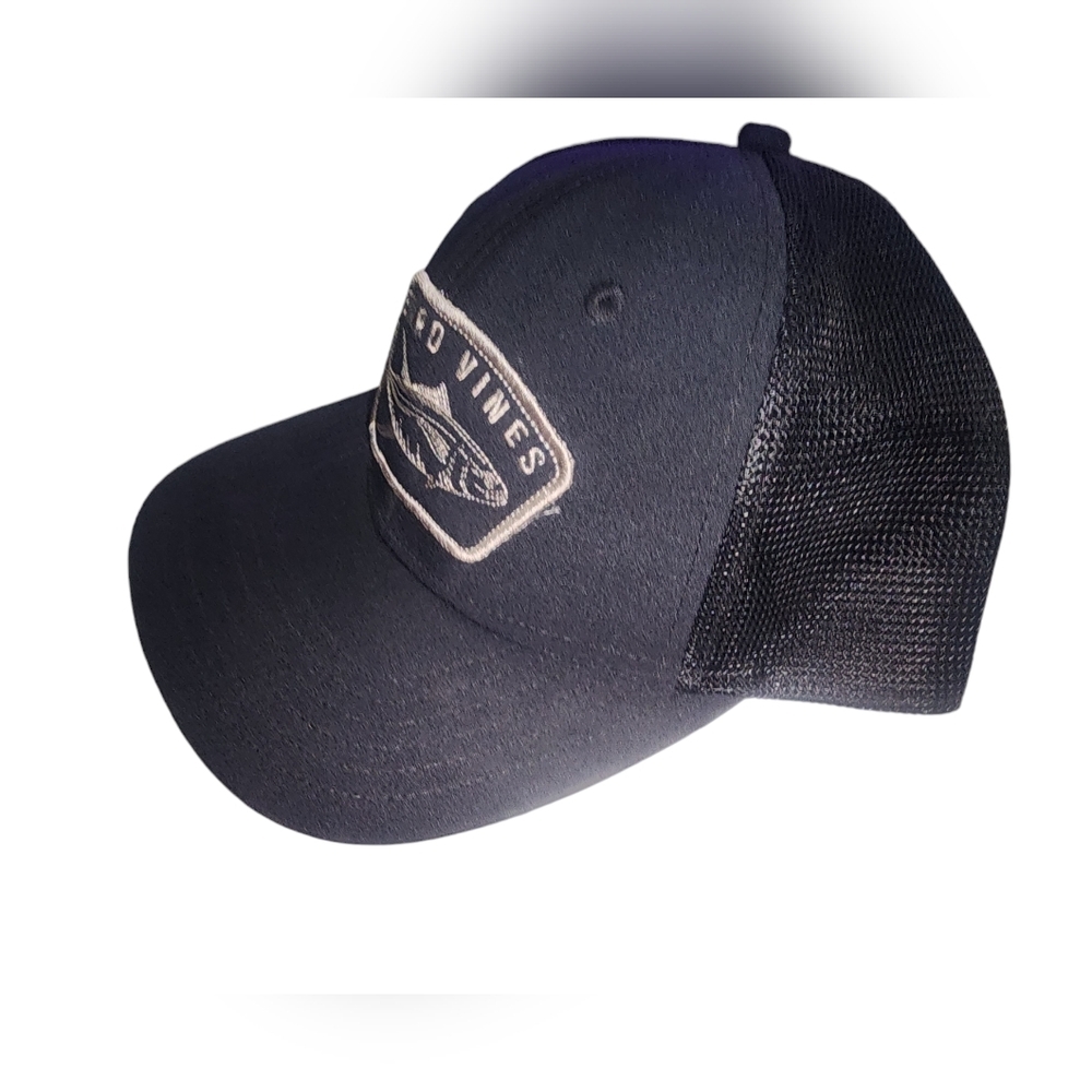 NWOT Vineyard Vines, Snap Back, Flat Bill Hat​ - Picture 2 of 3